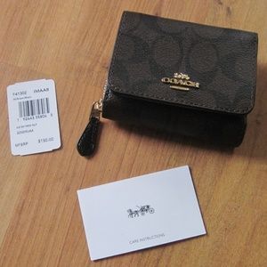Brand New Coach Leather Logo Trifold Wallet